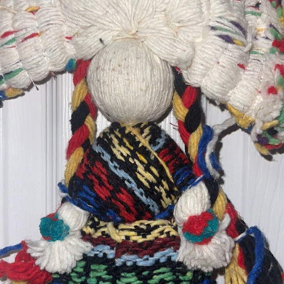Vintage Mexican Yarn Folk Art - Picture 7 of 13